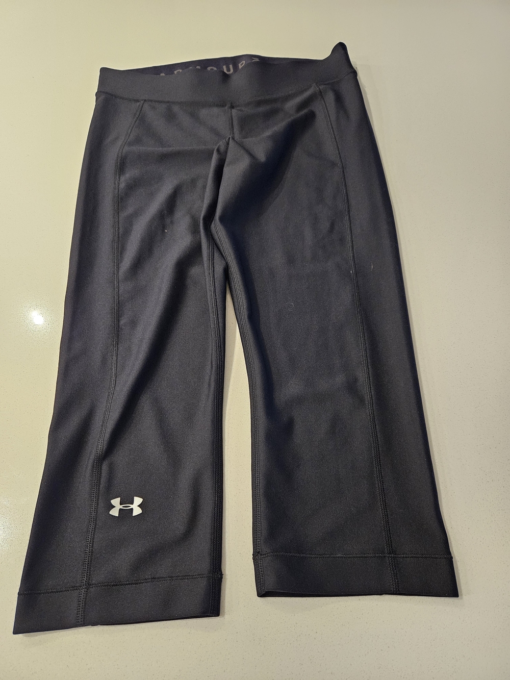 Under Armour Black Womens Capri Leggings with Logo